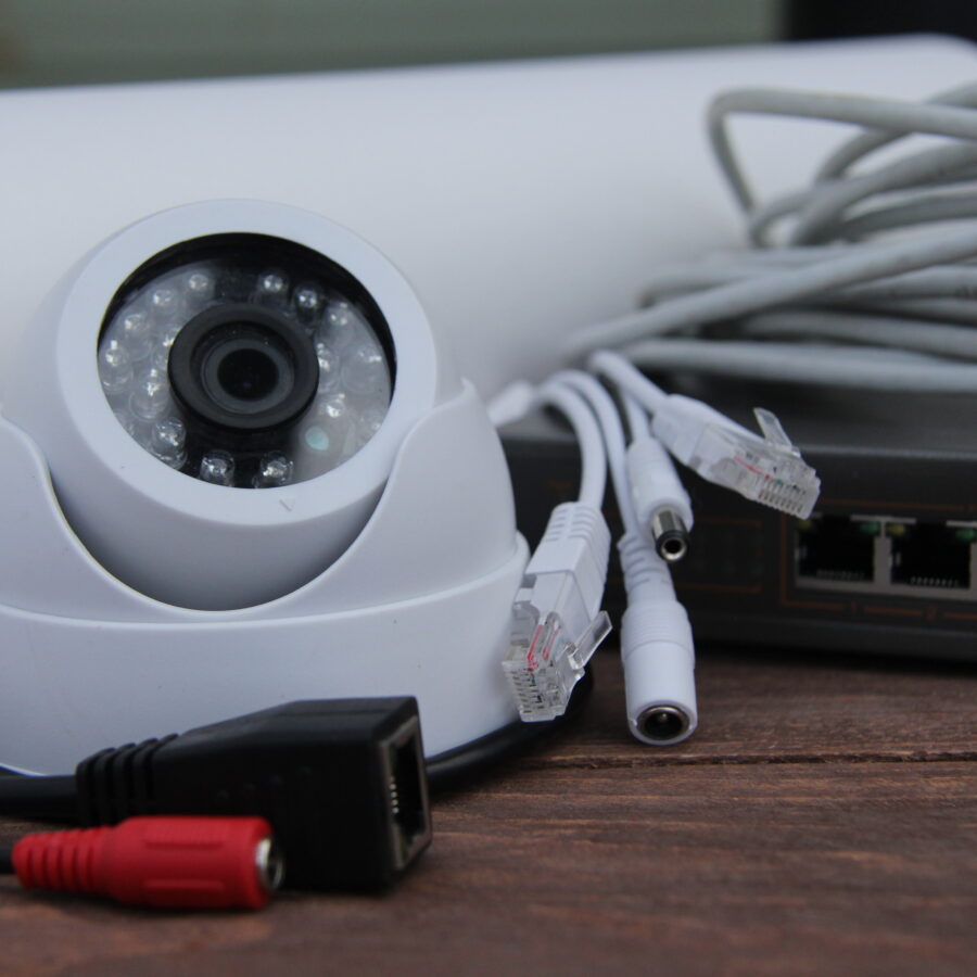 What is better wired or wireless CCTV Cabling Solutions