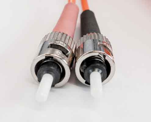 Fibre-optic-cable-connection.